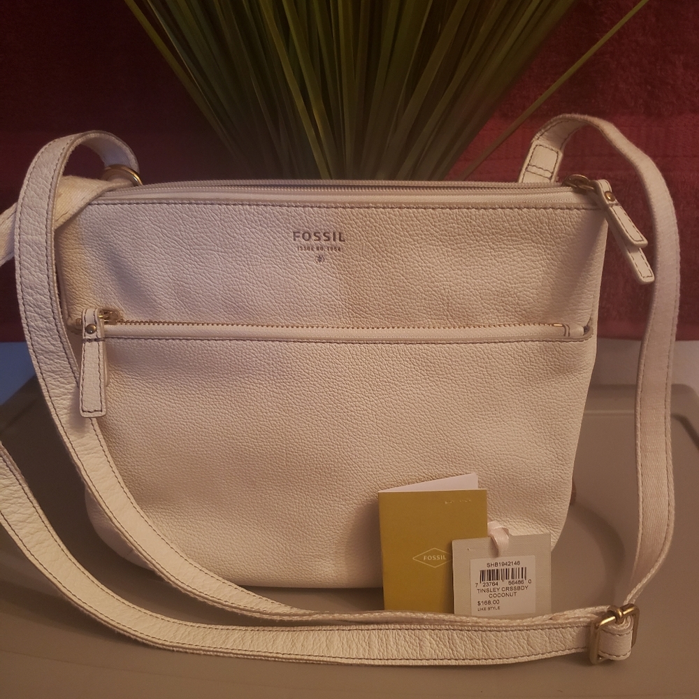 Fossil purse